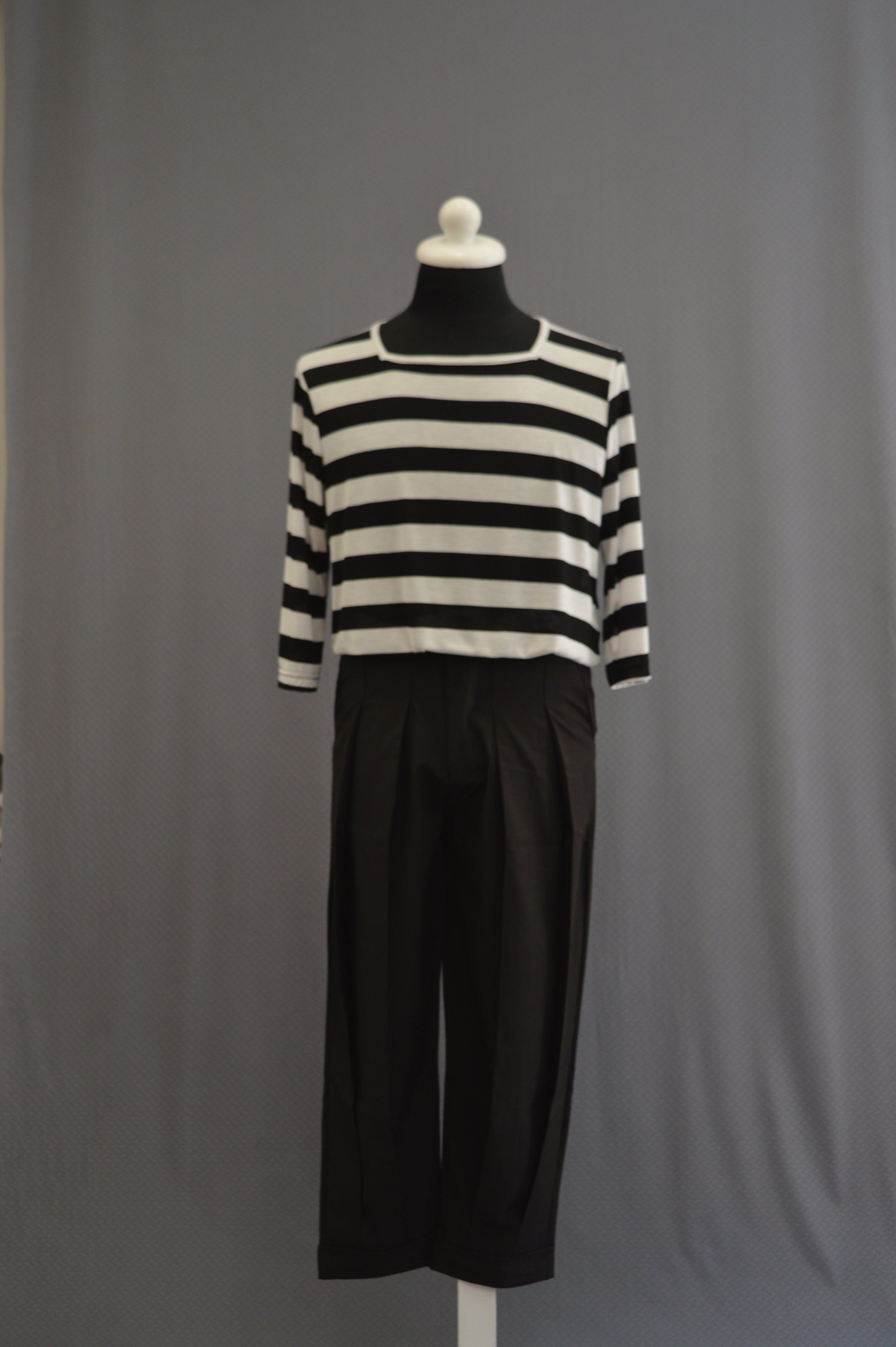 Citygroove square neck t-shirt