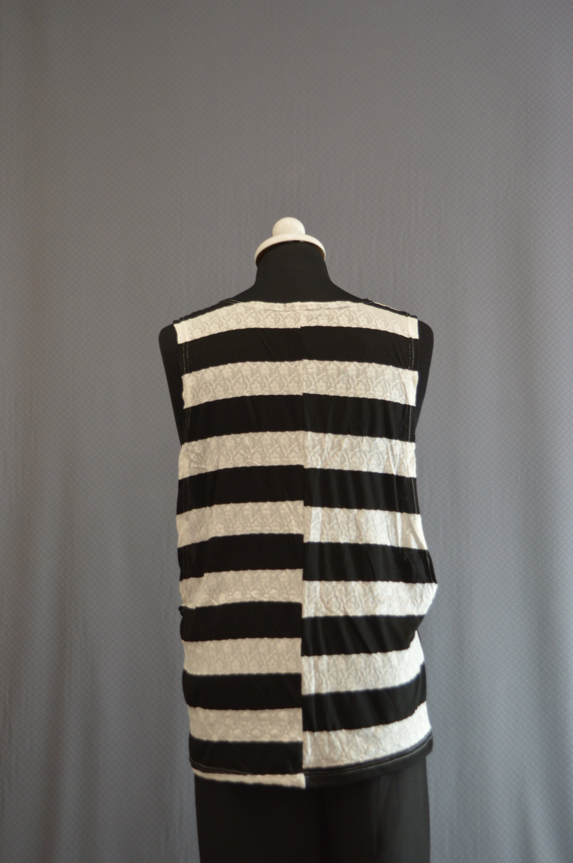 Soho stripes open side top