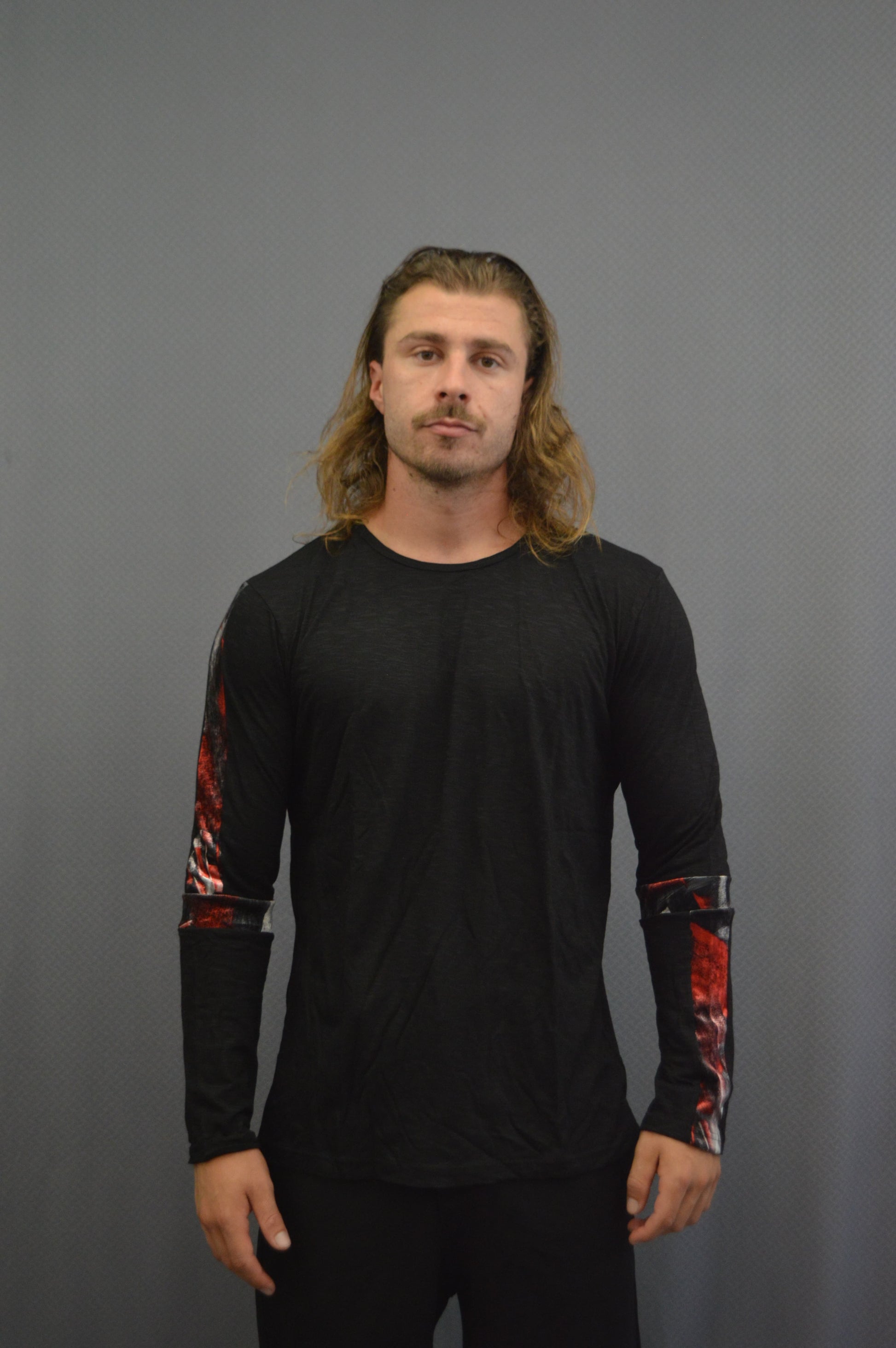 Marble Cross Sleeve