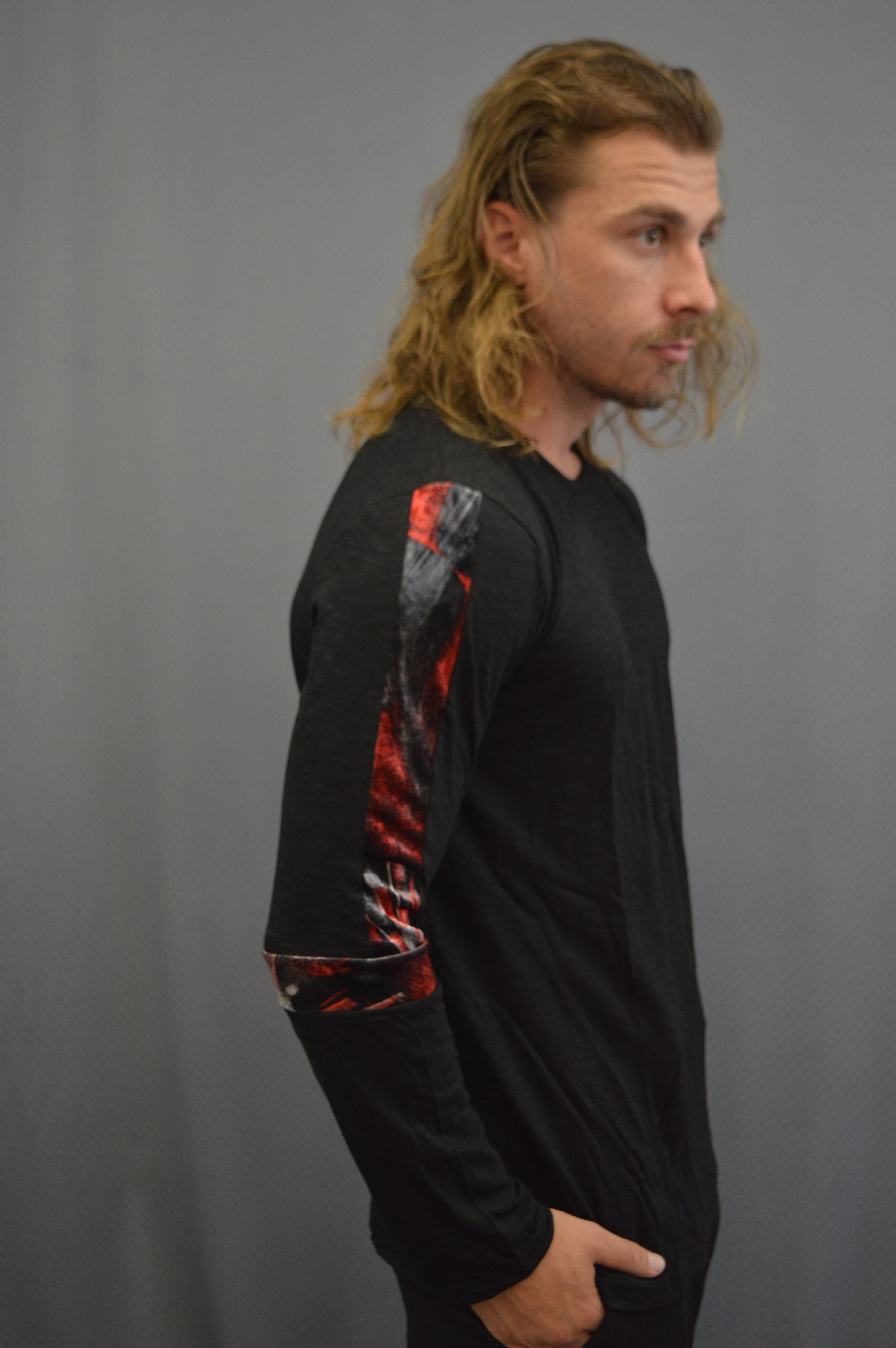 Marble Cross Sleeve