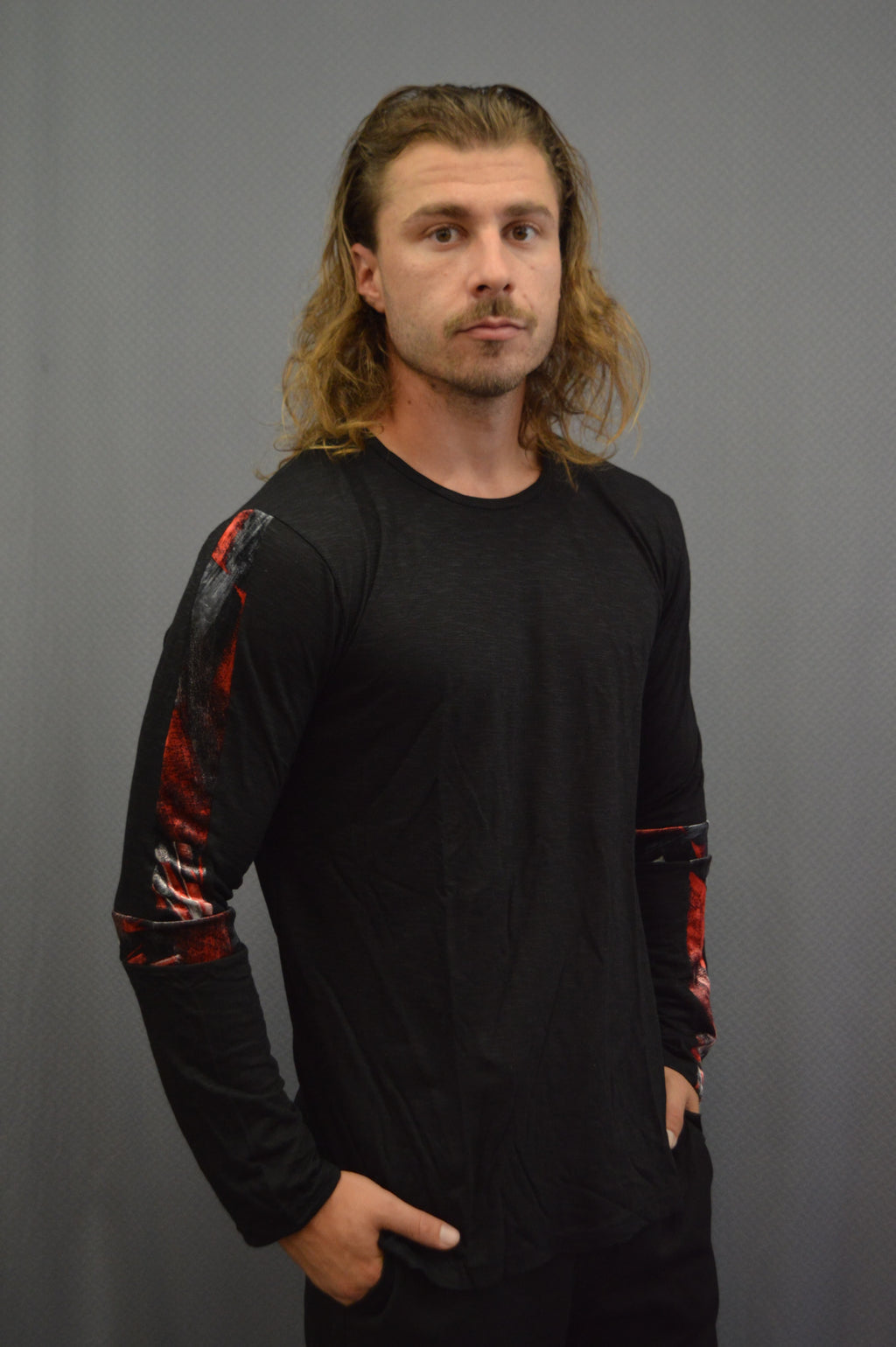 Marble Cross Sleeve