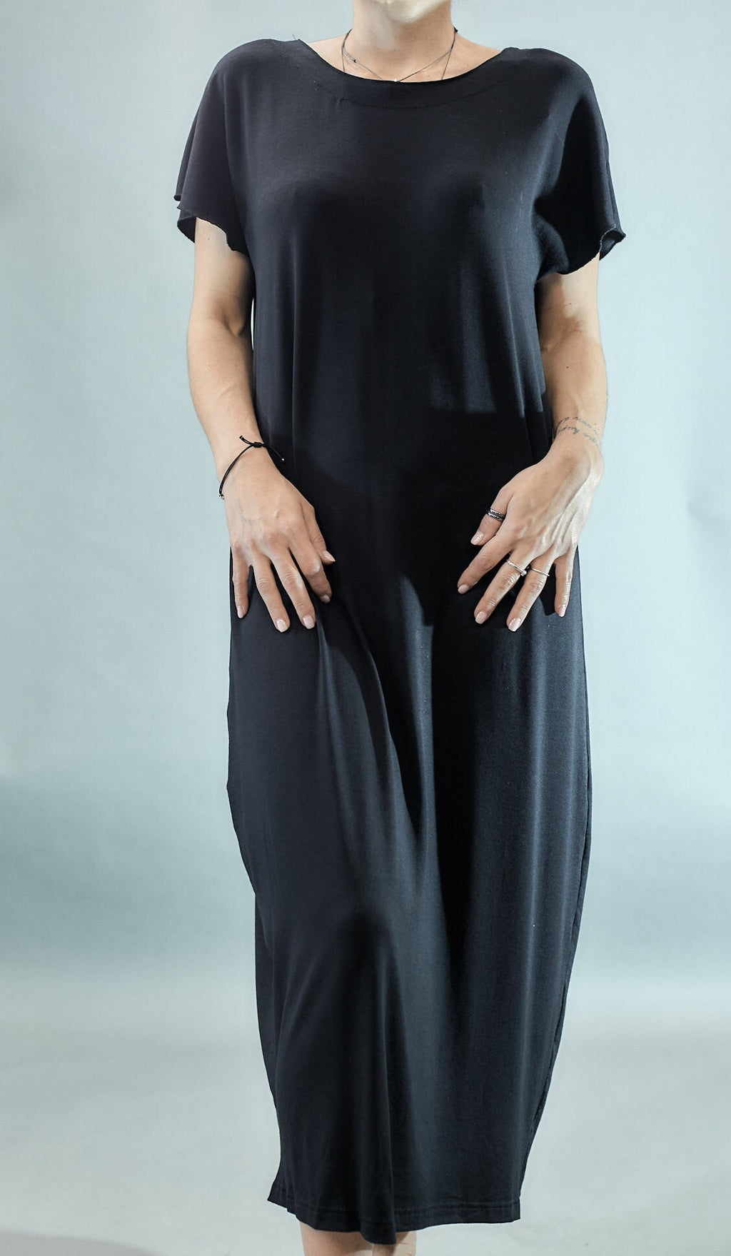 Osaka Black dress with zipper in the back